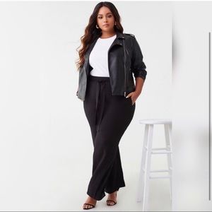 Plus size belted pants size 3x